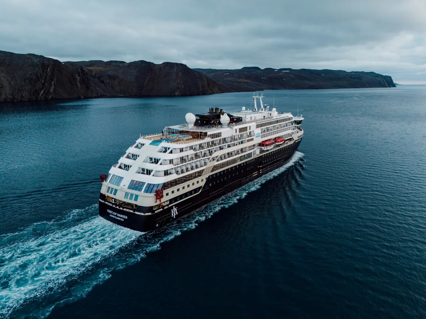 MS Fridtjof Nansen at sea