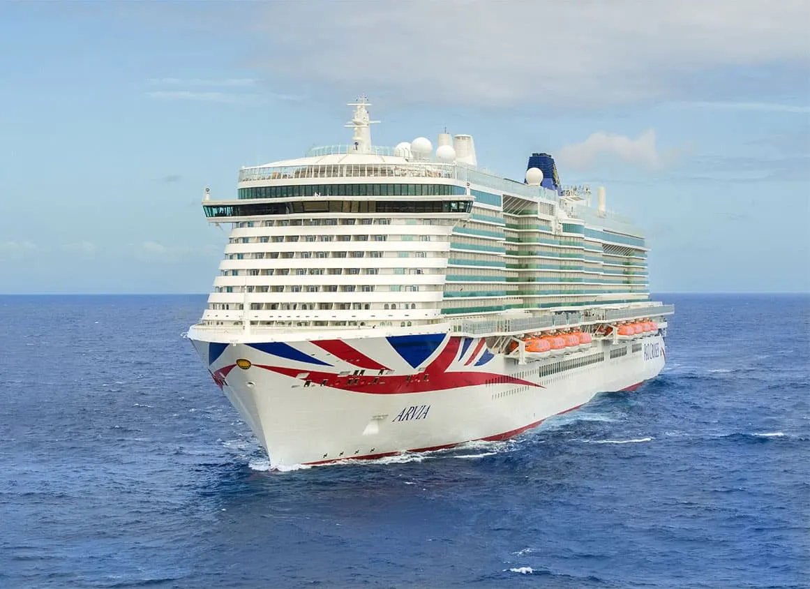 P&O Cruises Arvia at sea